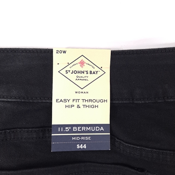 St. John's Bay Women's Black Denim Bermuda Shorts Secretly Slender Plus - Sz 20W - Picture 4 of 7